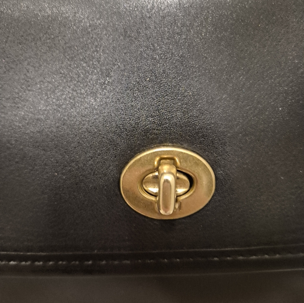 Vintage COACH Court Bag Old Coach Hand Bag Shoulder Bag Black Leather - Picture 9 of 17